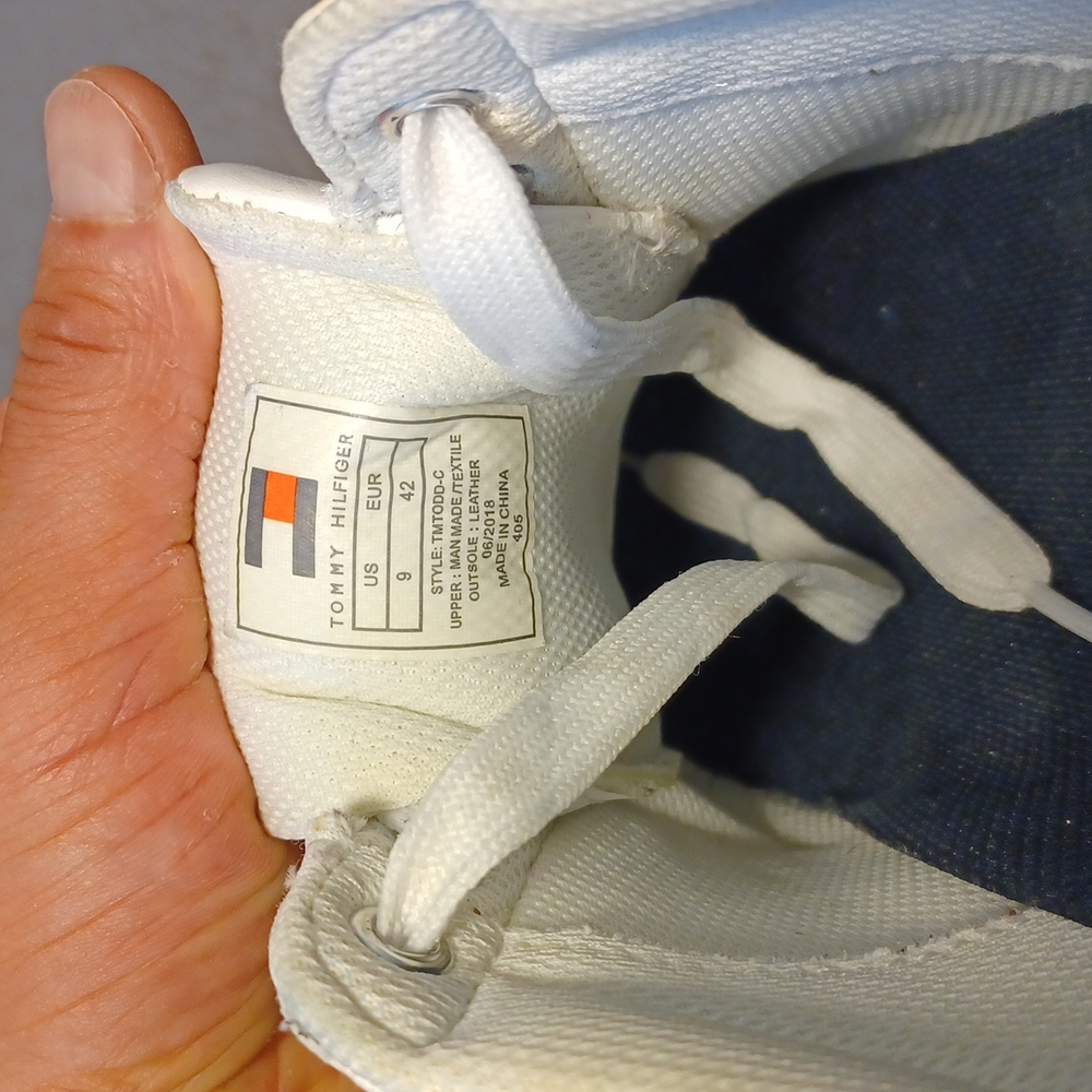 Tommy Hilfiger white classics size 9 - Picture 5 of 7